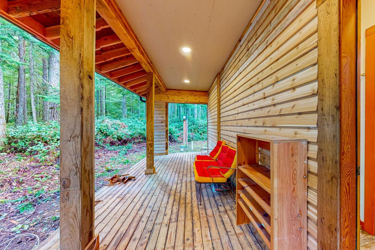 The Hideaway Villa Langley Bagian luar foto